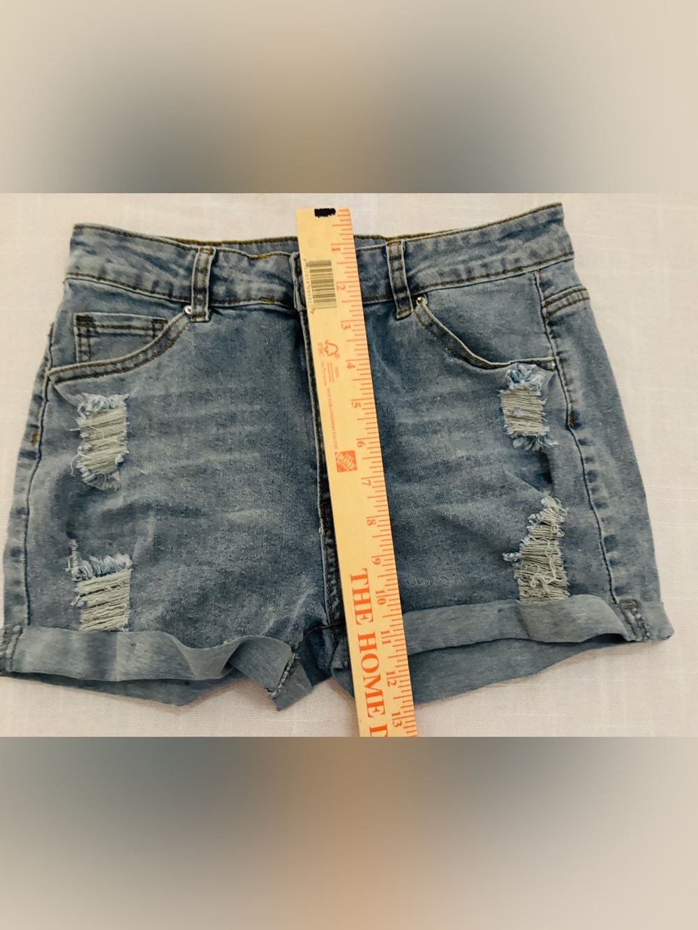 Cat Stack Graphic Tee & Cutoff Jean Shorts ~ Small Shirt & Medium Jean Shorts - Picture 12 of 15